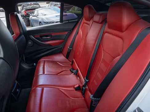 Used 2018 BMW M3 Base image 58