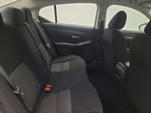 Used 2022 Nissan Sentra SV FWD image 19