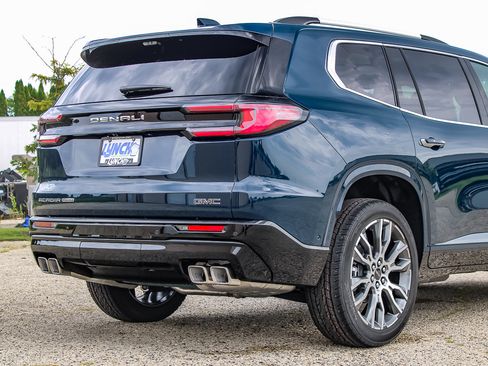 New 2027 GMC Acadia Denali Ultimate AWD/4WD image 16