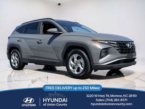 Used 2024 Hyundai Tucson SEL FWD image 1