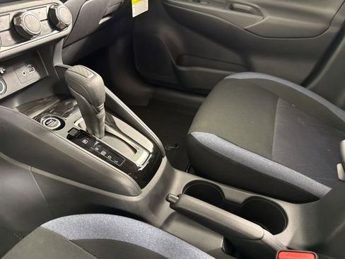 Used 2025 Nissan Versa SV w/ Trunk Package image 23