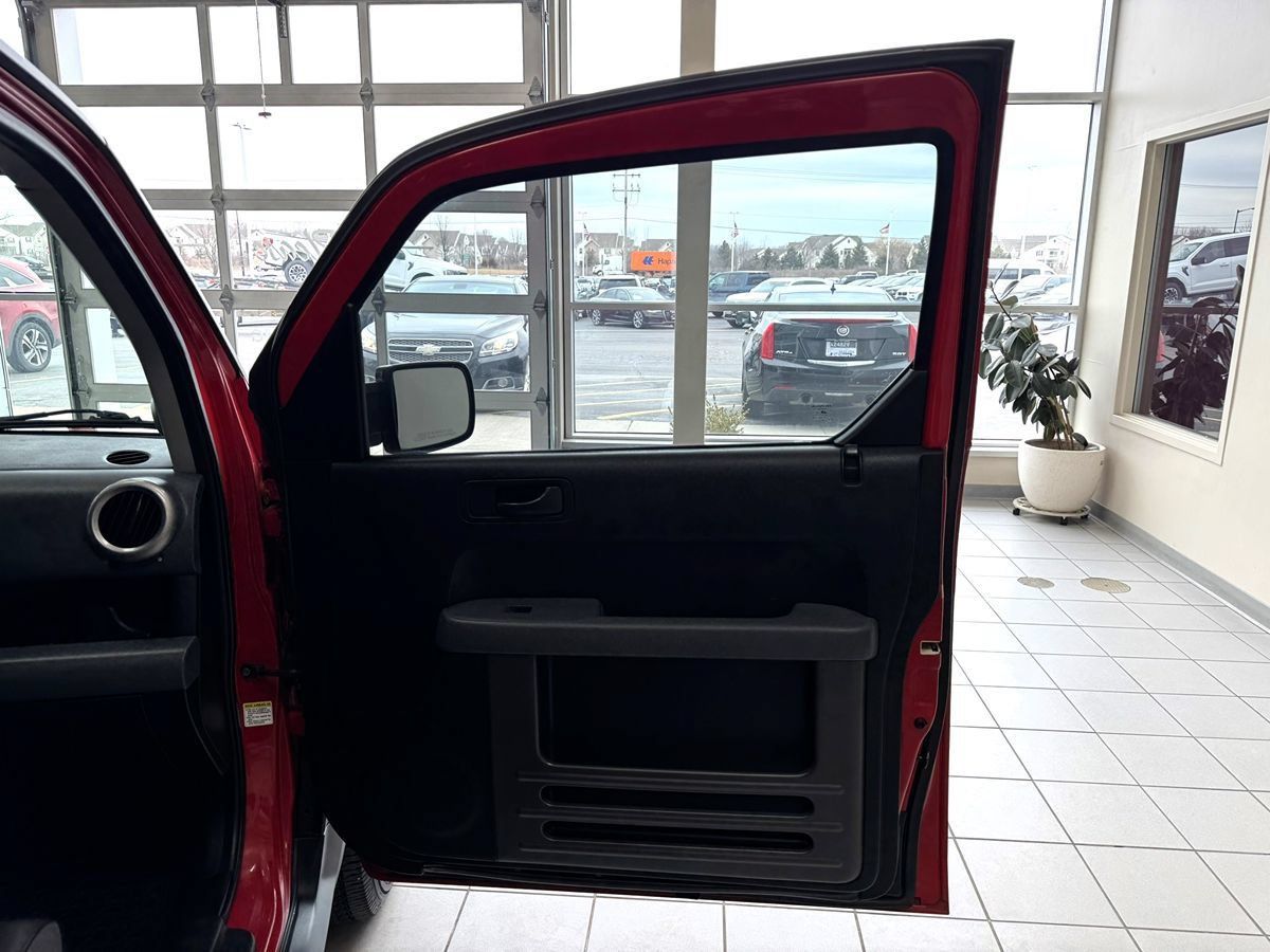 Used 2005 Honda Element EX image 13