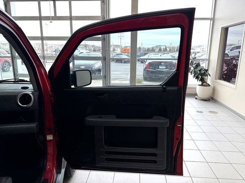 Used 2005 Honda Element EX image 13