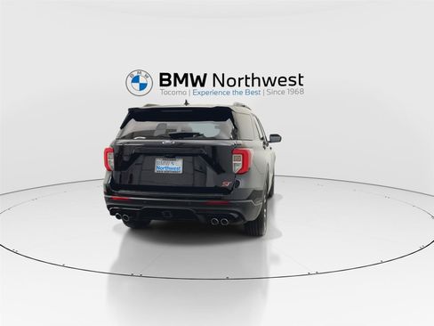 Used 2020 Ford Explorer ST AWD/4WD image 2