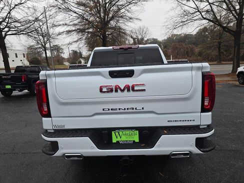 New 2026 GMC Sierra 1500 Denali w/ Denali Reserve Package image 16