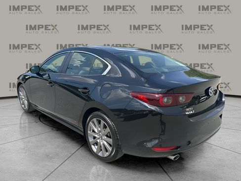 Used 2025 MAZDA MAZDA3 s FWD image 3