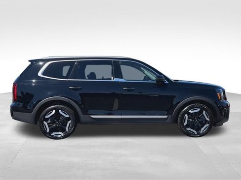Used 2024 Kia Telluride S w/ S Sunroof Package FWD image 9