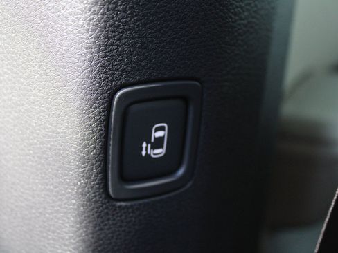 New 2026 Kia Carnival EX image 20