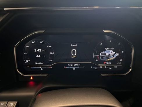 Used 2024 GMC Sierra 2500 AT4X image 21