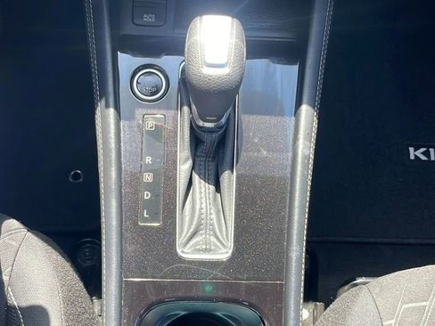 Used 2023 Nissan Kicks SV FWD image 14