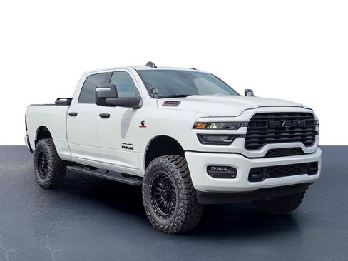 New 2026 RAM 2500 Big Horn AWD/4WD image 5