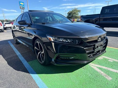 Used 2020 Honda Accord Sport image 2