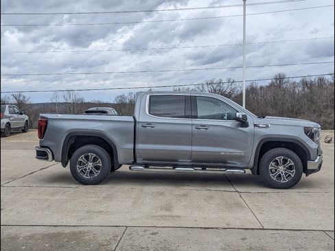 New 2026 GMC Sierra 1500 SLE w/ X31 Off-Road Package AWD/4WD image 6