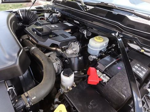 Used 2022 RAM 3500 Tradesman w/ Chrome Appearance Group AWD/4WD image 71