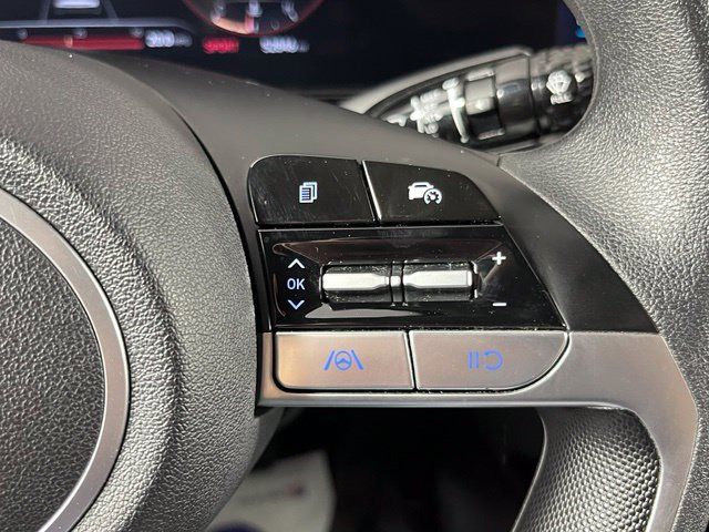 Used 2024 Hyundai Elantra SEL FWD image 15