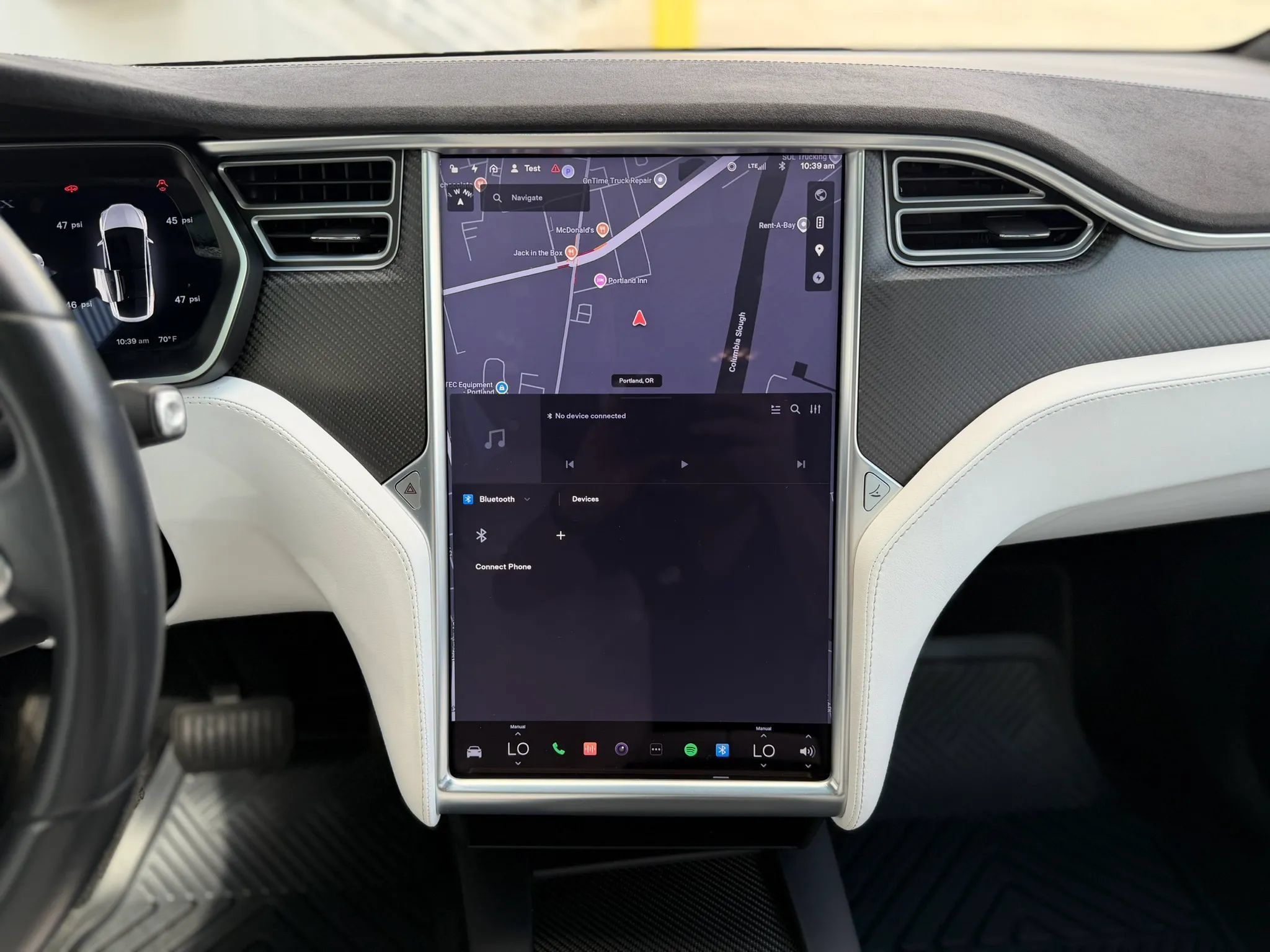 Used 2017 Tesla Model X 75D AWD/4WD image 20