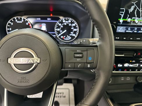 Certified 2022 Nissan Rogue SL w/ SL Premium Package image 22