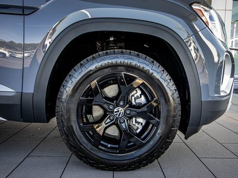 New 2026 Volkswagen Atlas Peak Edition image 22