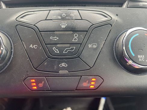 Used 2013 Ford Fusion SE FWD image 16
