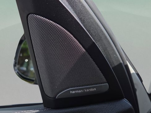 Used 2021 BMW X5 xDrive40i w/ M Sport Package image 40