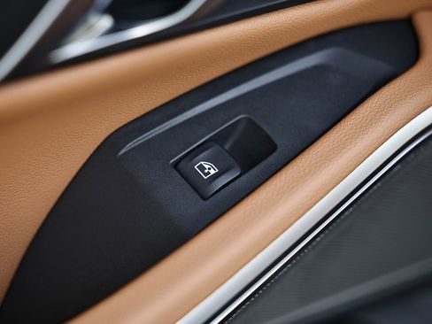 New 2026 BMW 330i Sedan w/ Premium Package image 25