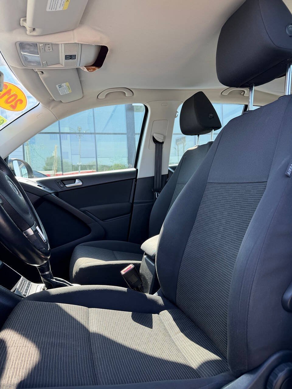 Used 2013 Volkswagen Tiguan S FWD image 5