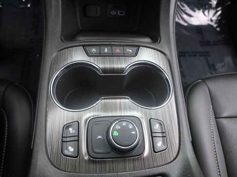 Used 2023 GMC Acadia SLT w/ Trailering Package AWD/4WD image 30