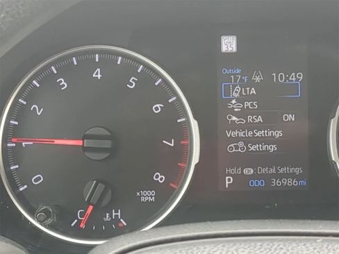 Used 2022 Toyota RAV4 LE image 38