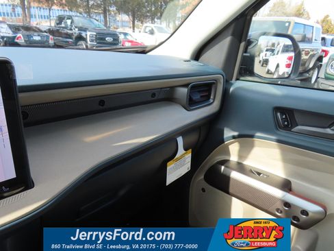 New 2026 Ford Maverick Lariat w/ 4K Tow Package image 12