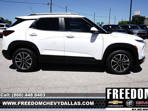 New 2026 Chevrolet TrailBlazer LT w/ Driver Confidence Package image 8