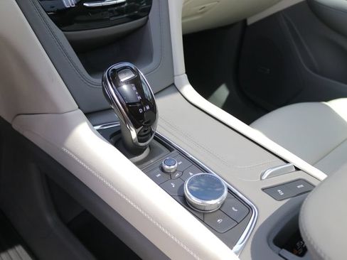 Certified 2023 Cadillac XT5 Premium Luxury FWD image 28