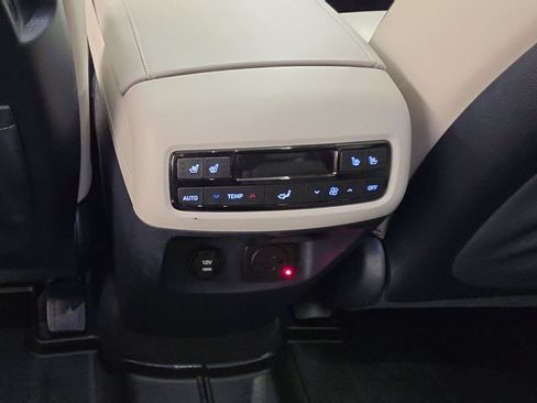 Used 2024 Hyundai Palisade Calligraphy AWD/4WD image 15