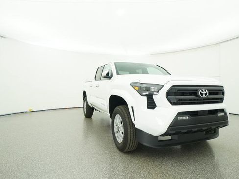 New 2026 Toyota Tacoma SR5 image 31