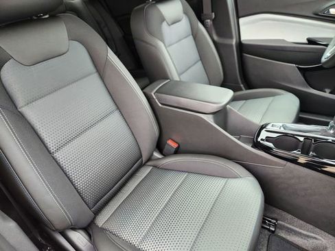 New 2026 Chevrolet Trax LT w/ Driver Confidence Package image 30