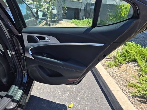 Used 2026 Genesis G70 2.5T Prestige RWD image 24