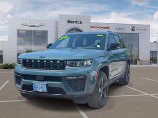 Used 2026 Jeep Grand Cherokee Limited w/ Limited Altitude Package AWD/4WD video 4