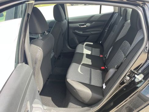 New 2026 Nissan Sentra SV w/ SV Convenience Package FWD image 15
