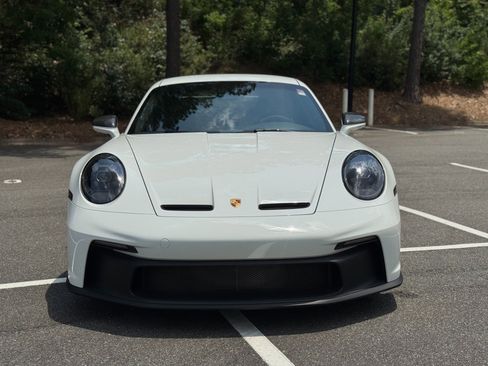 Used 2022 Porsche 911 GT3 RWD image 2
