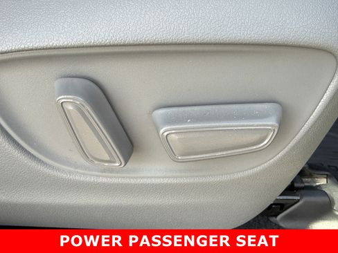 Used 2022 Toyota Highlander Platinum image 20