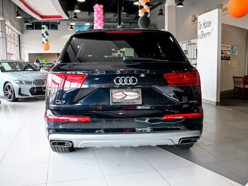 Used 2019 Audi Q7 2.0T Premium w/ Cold Weather Package image 6