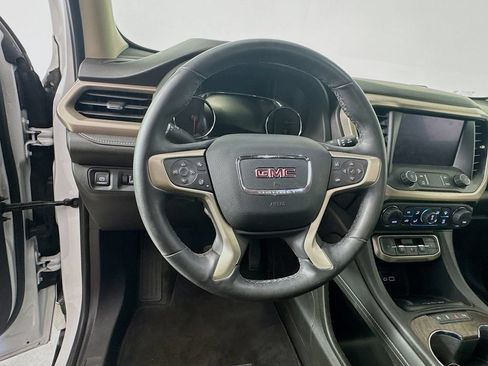 Used 2023 GMC Acadia Denali w/ Trailering Package AWD/4WD image 12