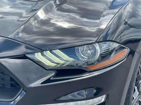 Used 2020 Ford Mustang Coupe w/ Black Accent Package RWD image 13