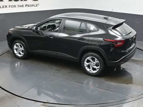 New 2026 Chevrolet Trax LS image 20