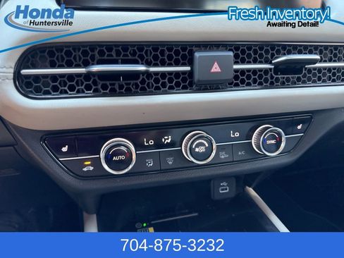 Used 2024 Honda HR-V EX-L image 24