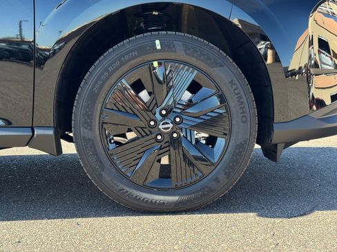 New 2026 Nissan Murano SV image 10