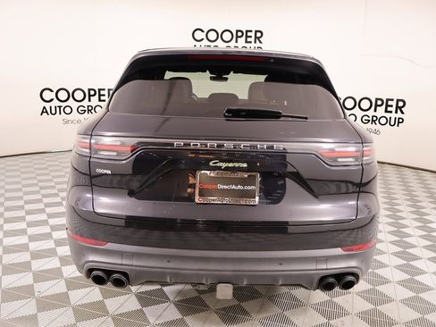 Used 2020 Porsche Cayenne Base image 24