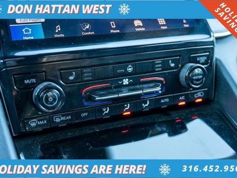 Used 2025 Jeep Grand Cherokee Limited image 11