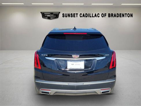 Certified 2025 Cadillac XT5 Premium Luxury image 5