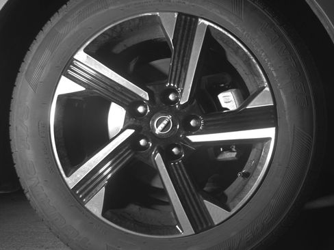 Used 2025 Nissan Sentra SV image 13