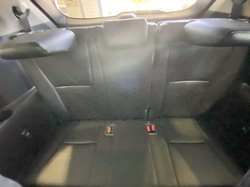 Used 2023 Toyota Highlander XLE AWD/4WD image 26